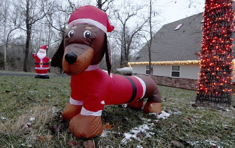 Globe announces winner of annual Home Holiday Lighting and Decorating contest
